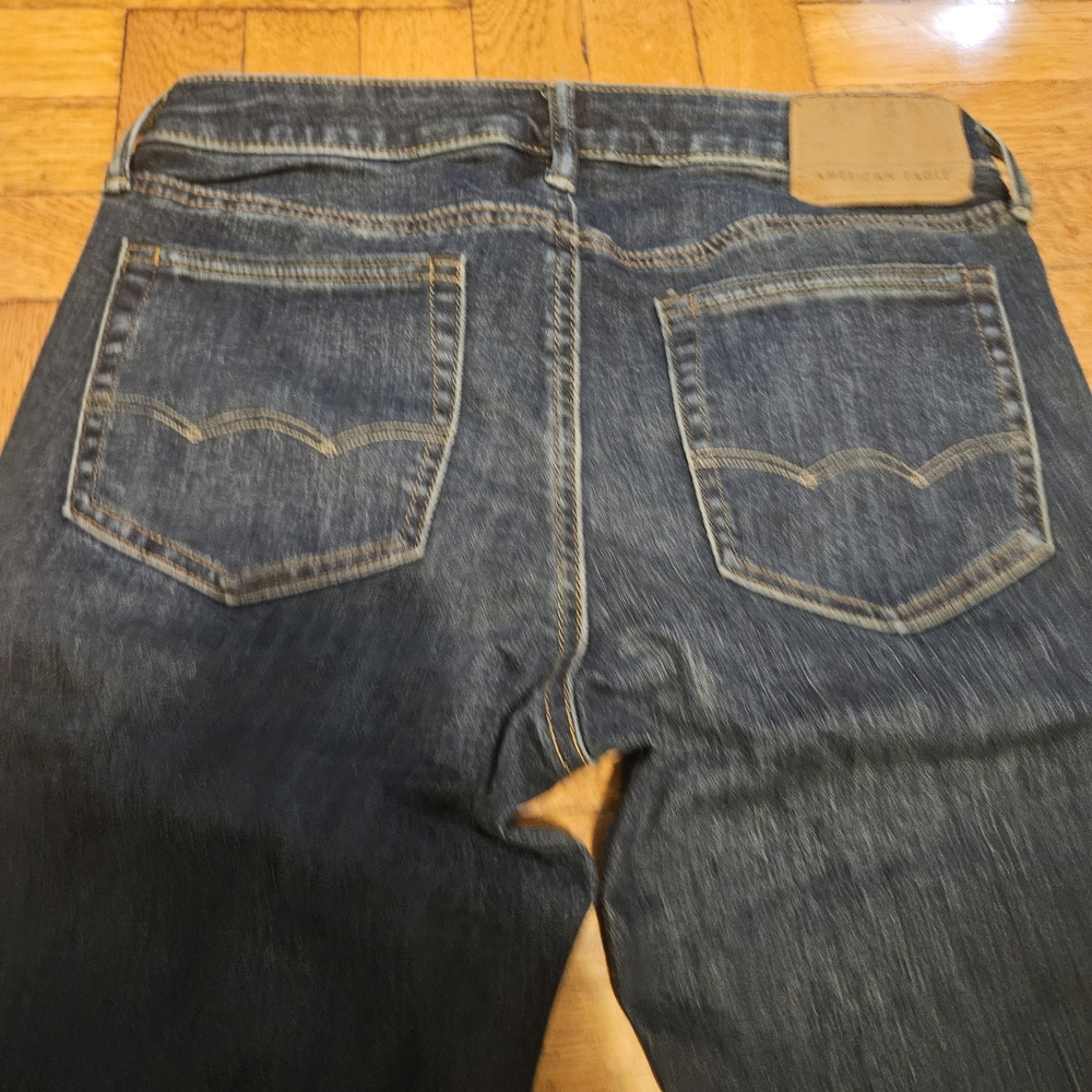 American Eagle Outfitters Men's Dark Blue Jeans - Picture 11 of 11
